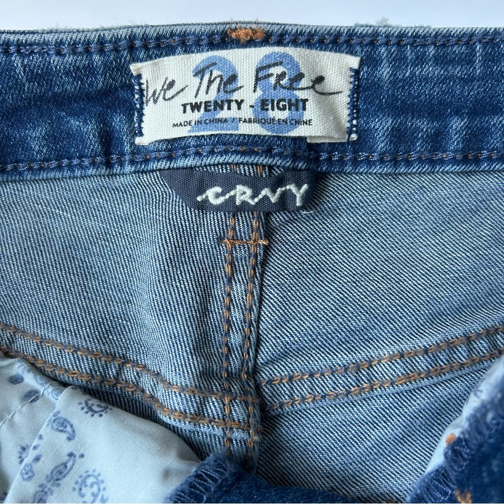 NWT Free People CRVY High Rise Button Fly Denim Shorts, Size 28. - Picture 6 of 7